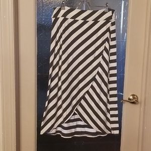 Athleta High Low Skirt